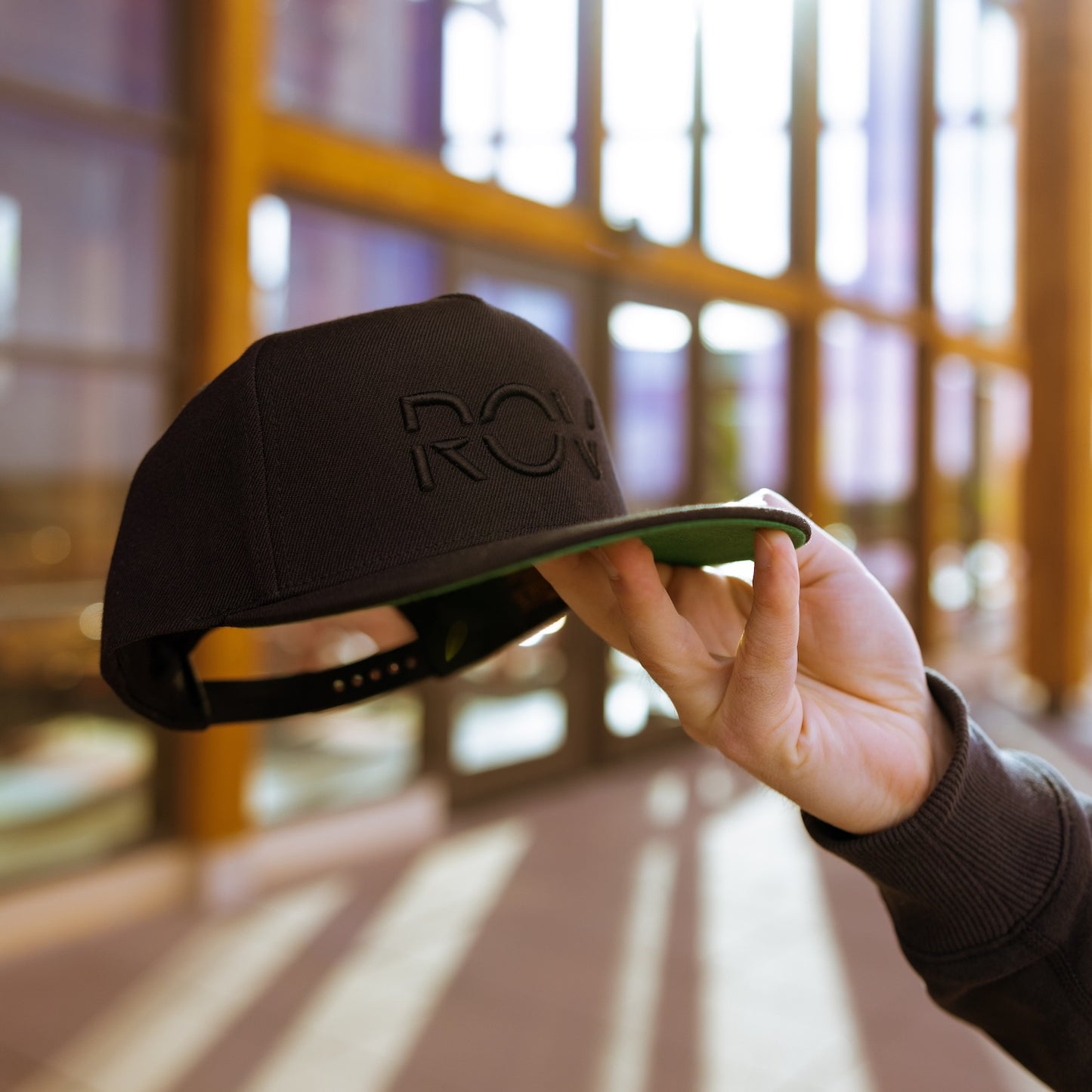 ROV Snapback - Black/Black